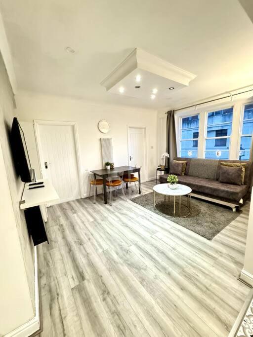 Centrally-Located Gem In Marble Arch, London Exterior foto