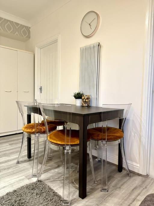 Centrally-Located Gem In Marble Arch, London Exterior foto