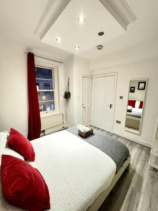Centrally-Located Gem In Marble Arch, London Exterior foto