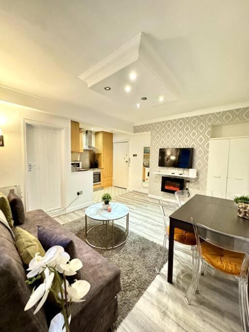 Centrally-Located Gem In Marble Arch, London Exterior foto