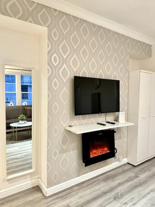 Centrally-Located Gem In Marble Arch, London Exterior foto
